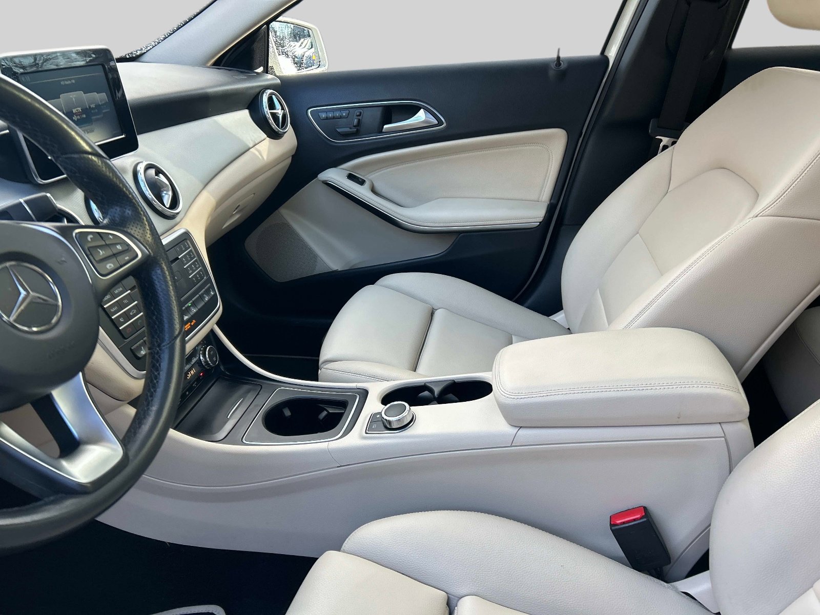 Used 2017 Mercedes-Benz GLA 250 GLA 250 4MATIC SUV AWD image 22