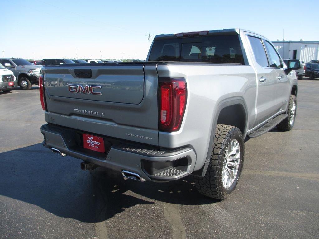 Used 2025 GMC Sierra 1500 Denali w/ Technology Package AWD/4WD image 5