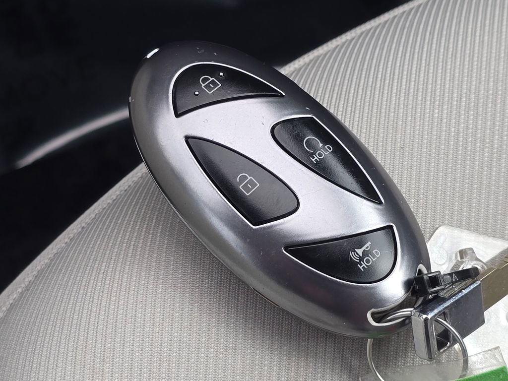 Used 2025 Hyundai Tucson SEL image 18