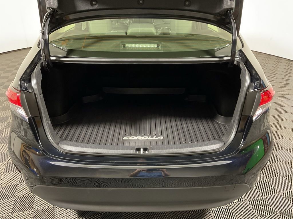 Used 2023 Toyota Corolla LE w/ Carpet Mat Package (TMS) image 14