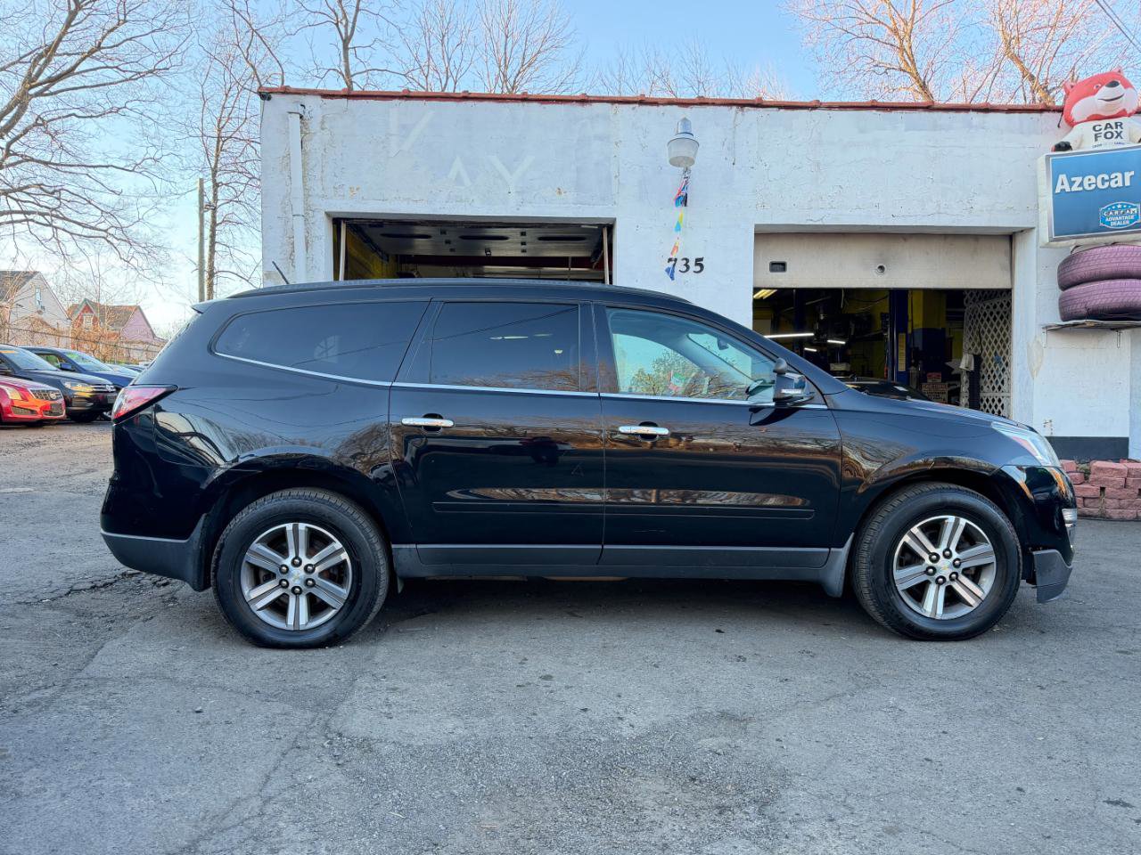 Used 2017 Chevrolet Traverse LT AWD/4WD image 9