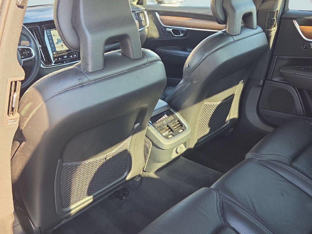 Used 2017 Volvo S90 T5 Inscription w/ Vision Package FWD image 24