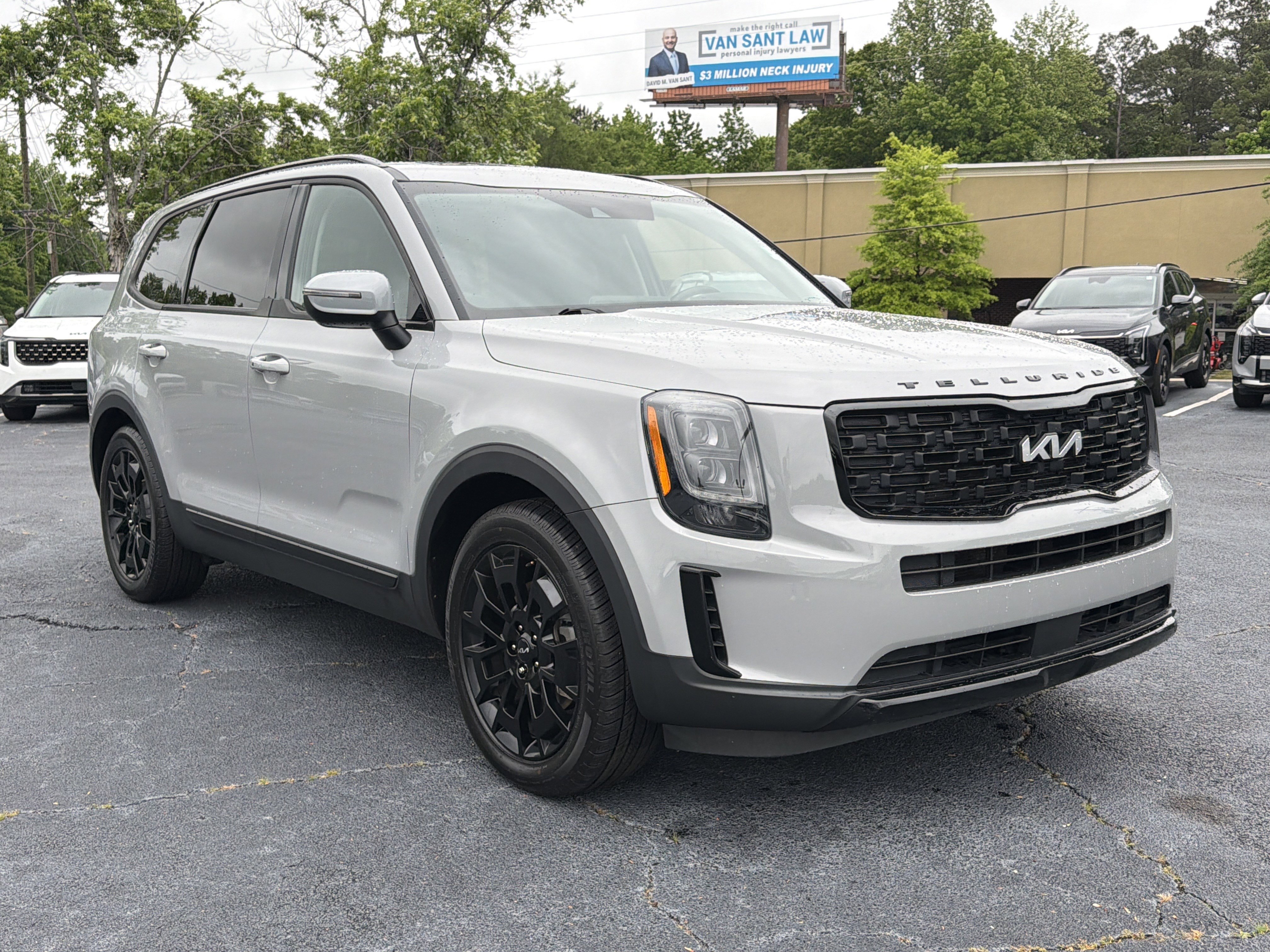Used 2022 Kia Telluride EX w/ EX Premium Package AWD/4WD image 3