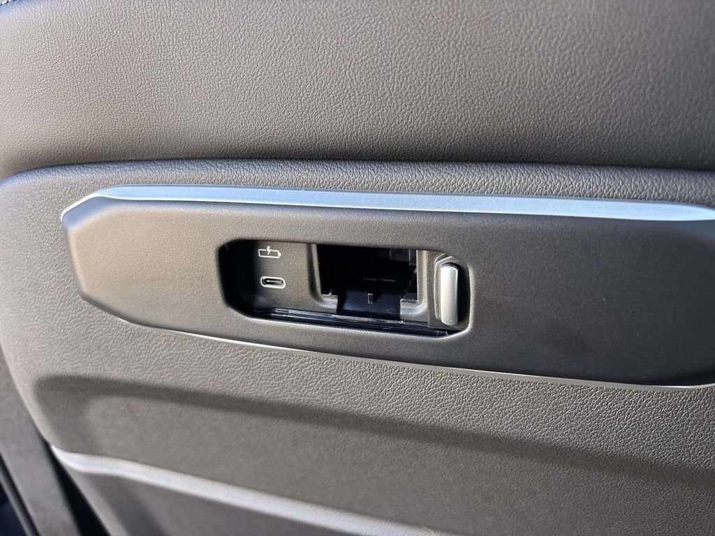 New 2026 BMW X6 xDrive40i image 34