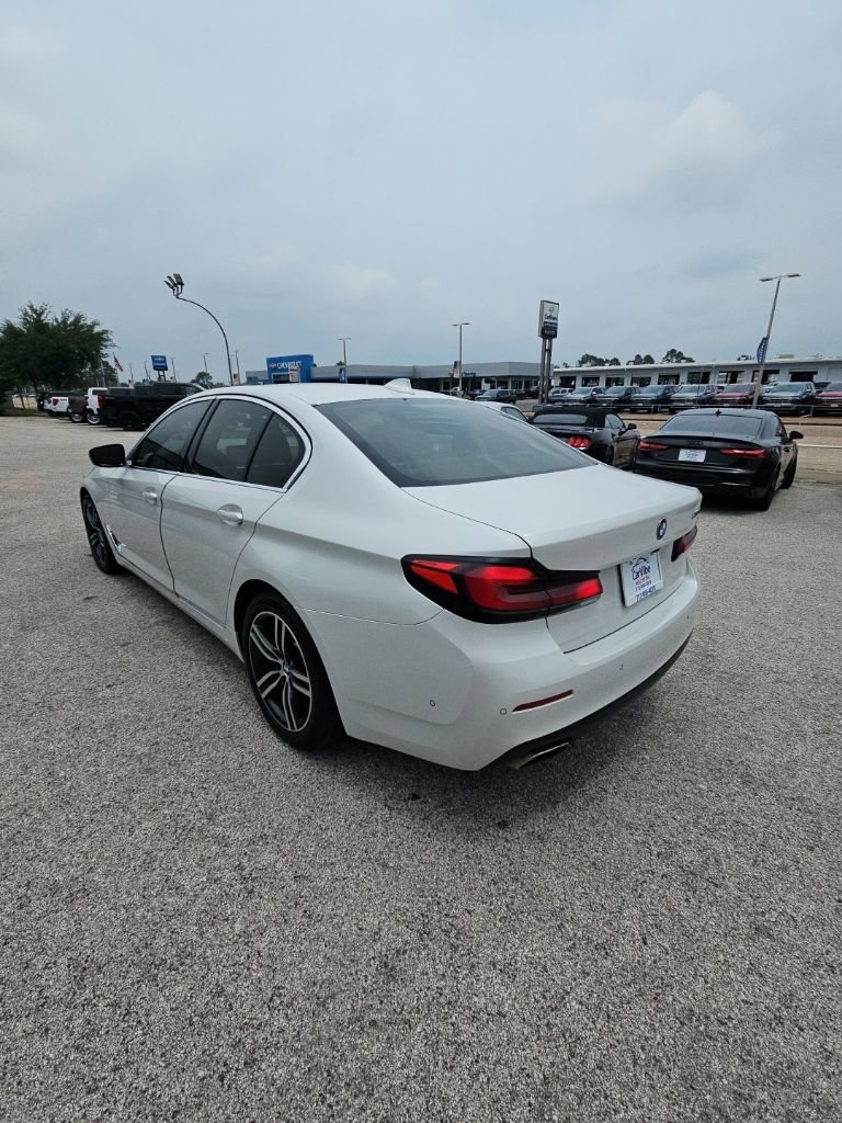 Used 2021 BMW 530i w/ Premium Package RWD image 5