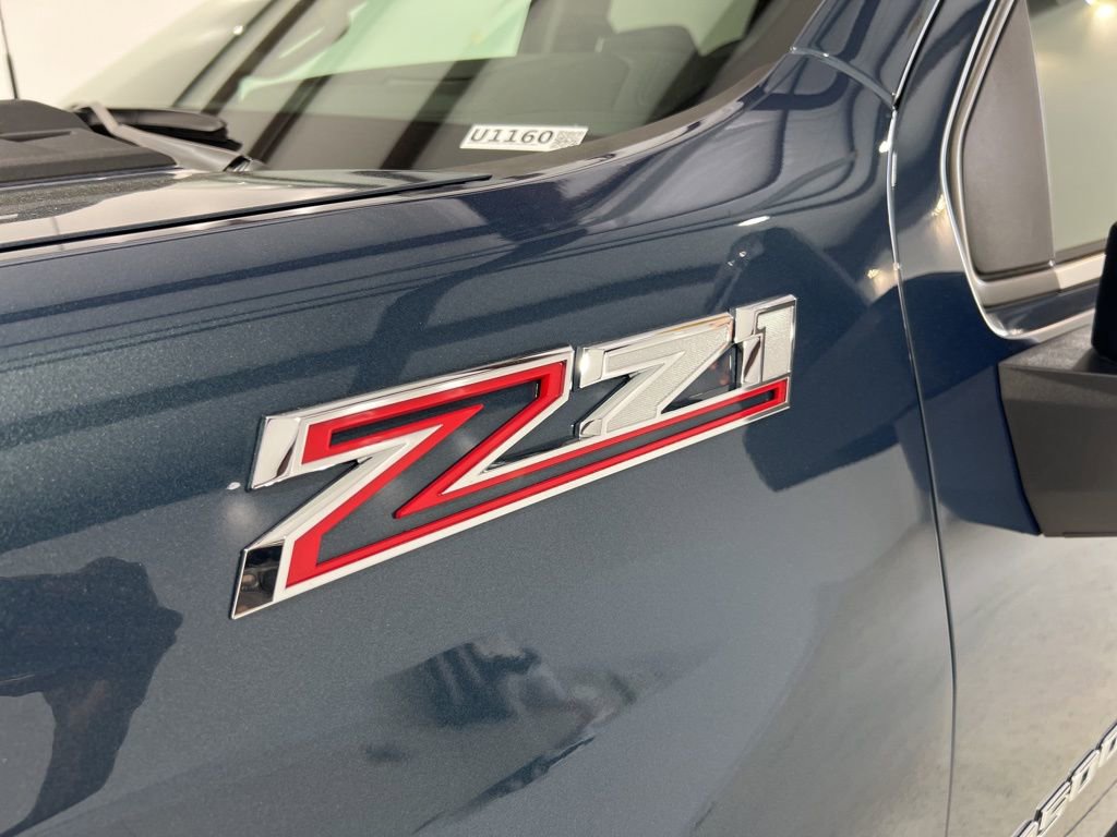 Used 2025 Chevrolet Silverado 2500 LTZ w/ LTZ Premium Package image 29