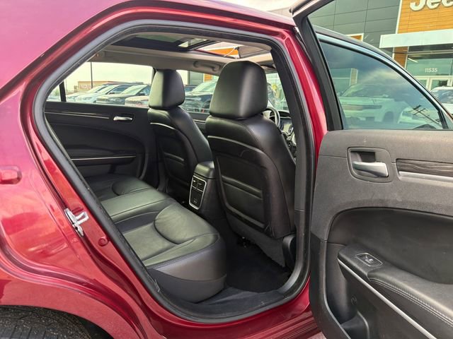 Used 2019 Chrysler 300 Touring w/ Quick Order Package 2EF image 28