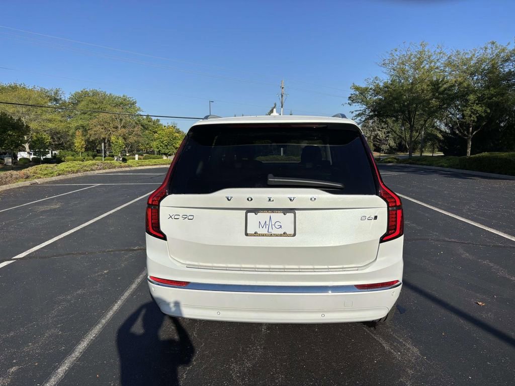 New 2026 Volvo XC90 B6 Plus image 6