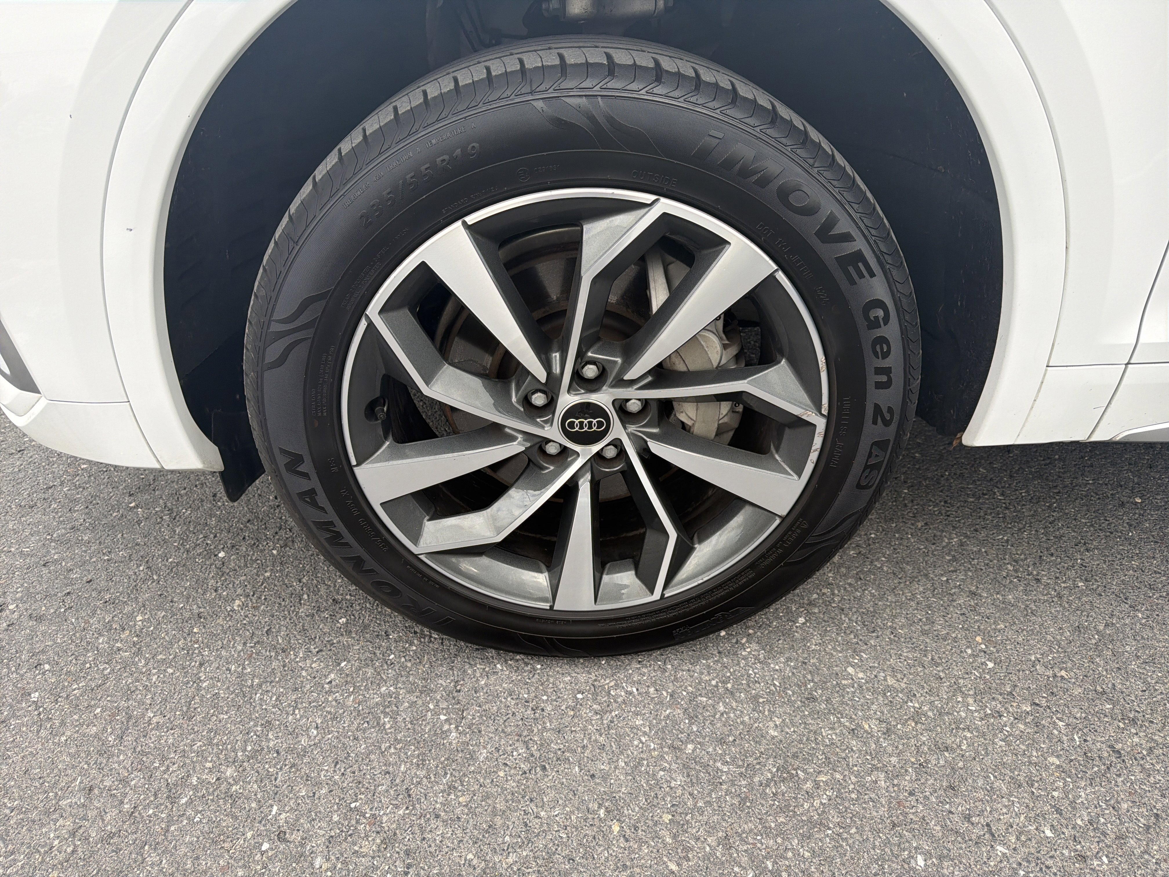 Used 2024 Audi Q5 2.0T Premium Plus image 11