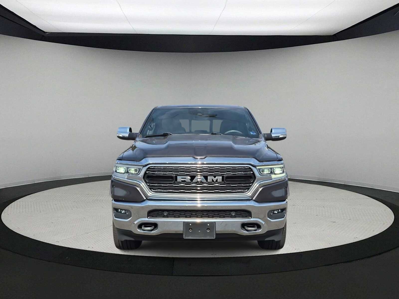 Used 2019 RAM 1500 Limited AWD/4WD image 3