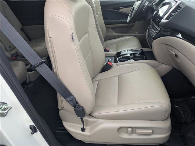 Used 2016 Honda Pilot Elite image 25