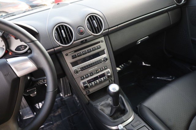 Used 2006 Porsche Cayman S image 29