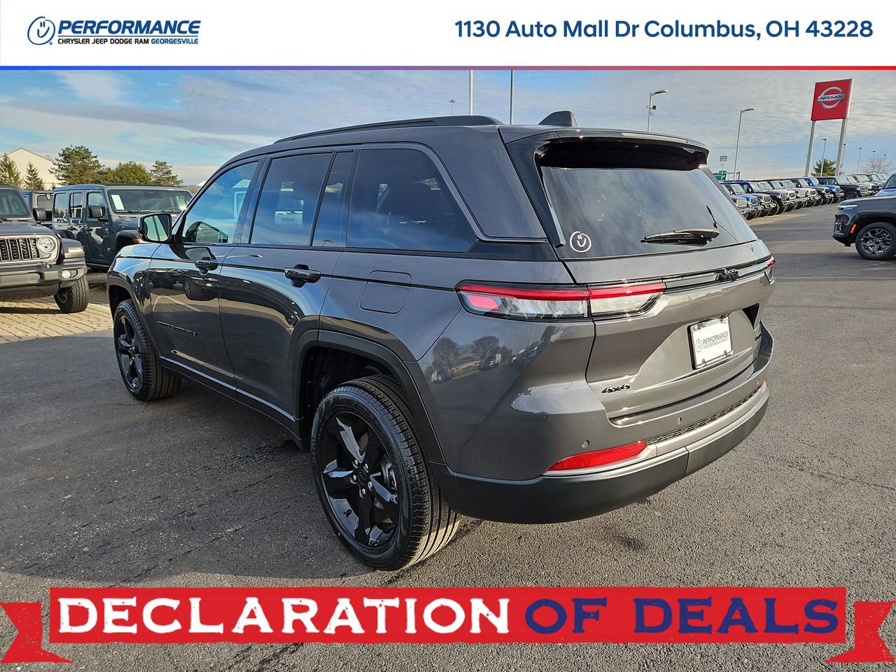 New 2026 Jeep Grand Cherokee Limited w/ Limited Altitude Package AWD/4WD image 5