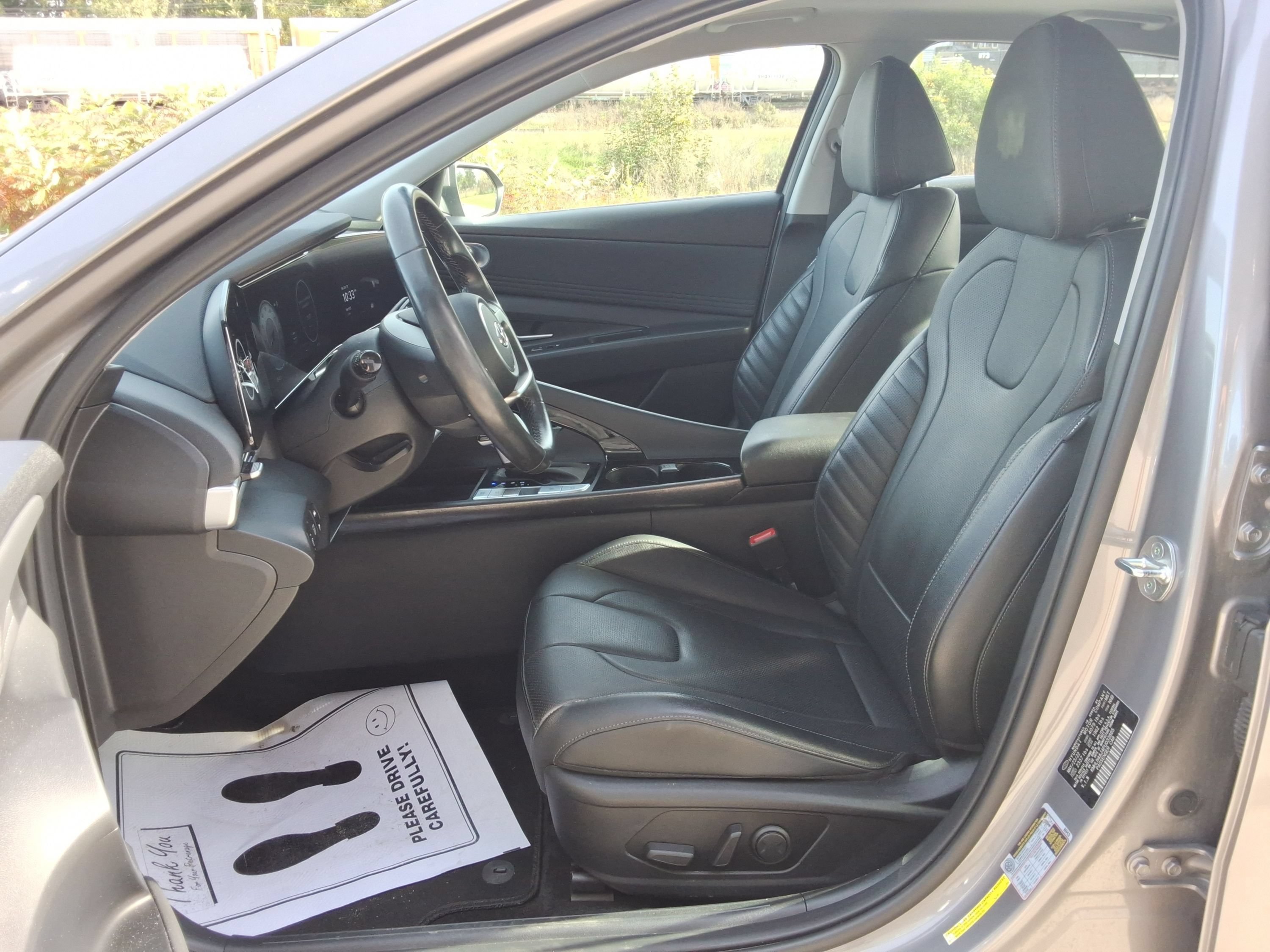Used 2023 Hyundai Elantra Limited FWD image 20