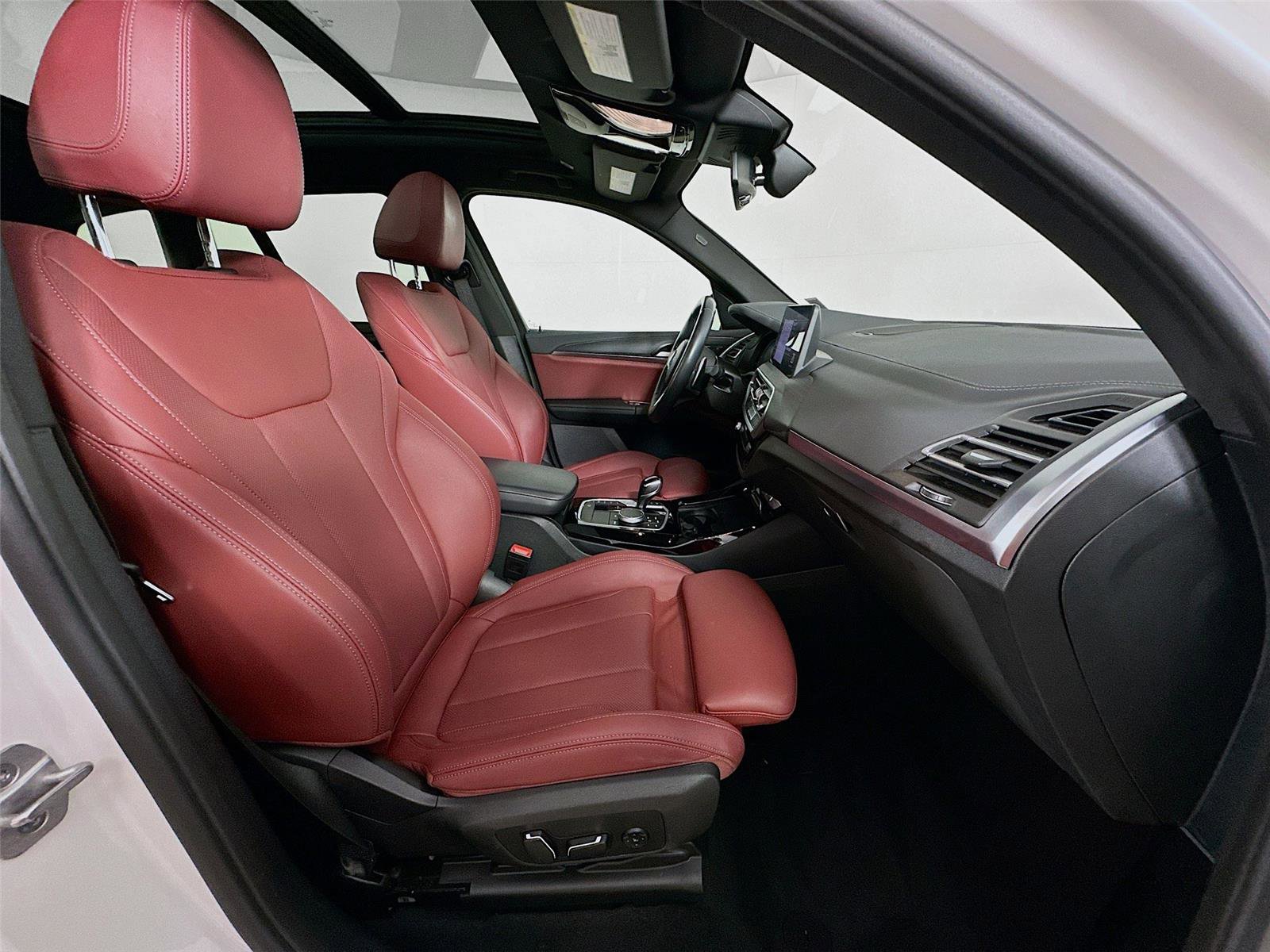 Certified 2024 BMW X3 M40i w/ Premium Package image 29