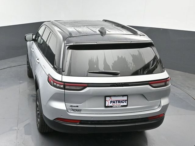 New 2025 Jeep Grand Cherokee Limited AWD/4WD image 28