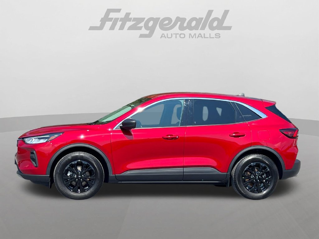 Used 2023 Ford Escape Active AWD/4WD image 5