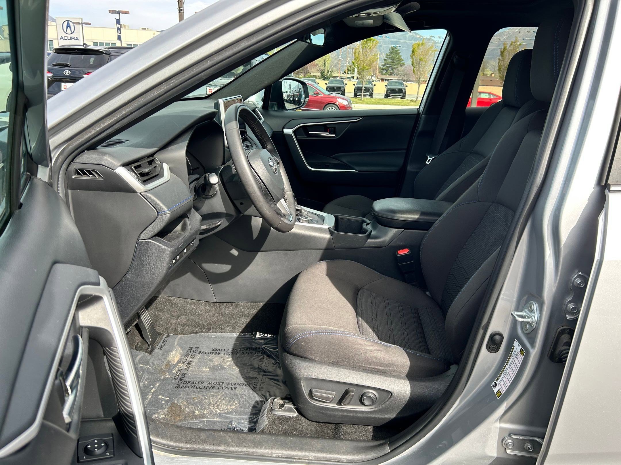Certified 2024 Toyota RAV4 SE w/ Convenience Package AWD/4WD image 12