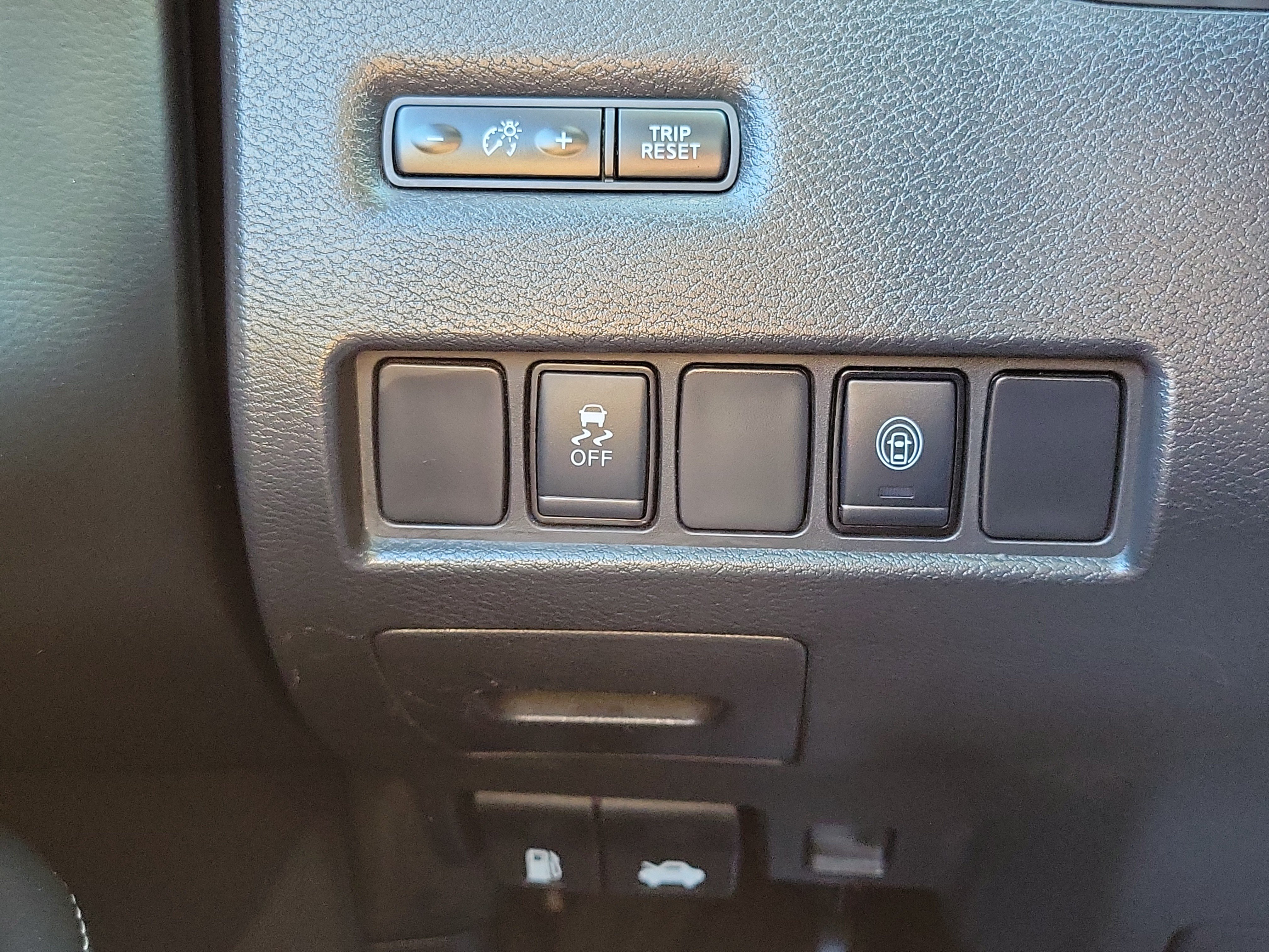 Used 2021 Nissan Murano S FWD image 12