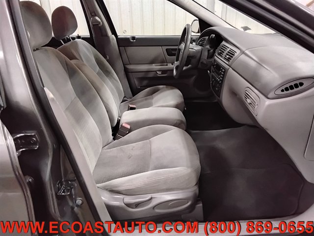 Used 2004 Ford Taurus SE FWD image 14