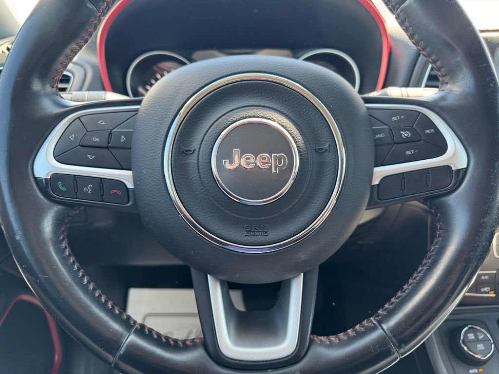 Used 2019 Jeep Compass Trailhawk AWD/4WD image 21