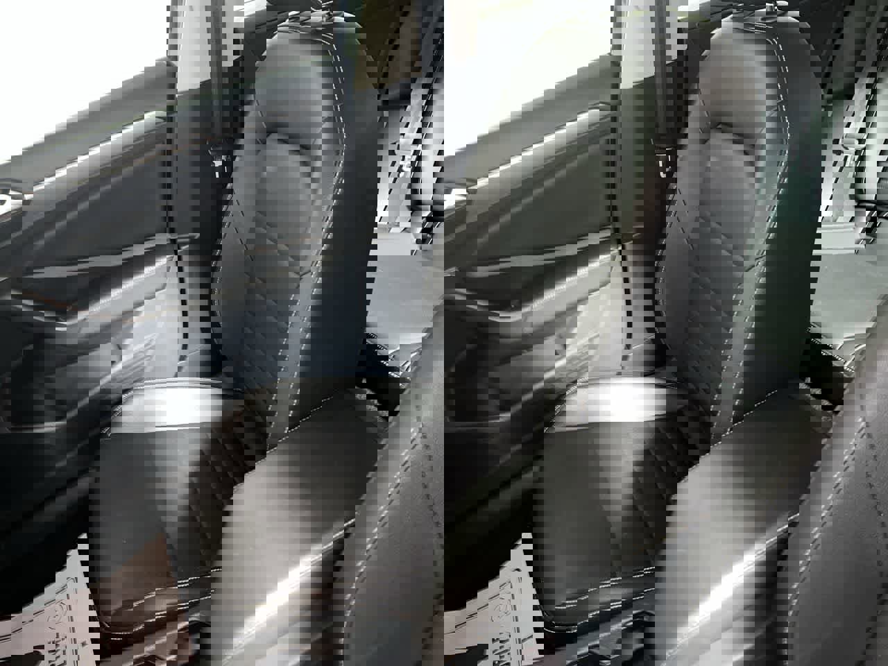 Used 2024 Volkswagen Jetta SE image 25