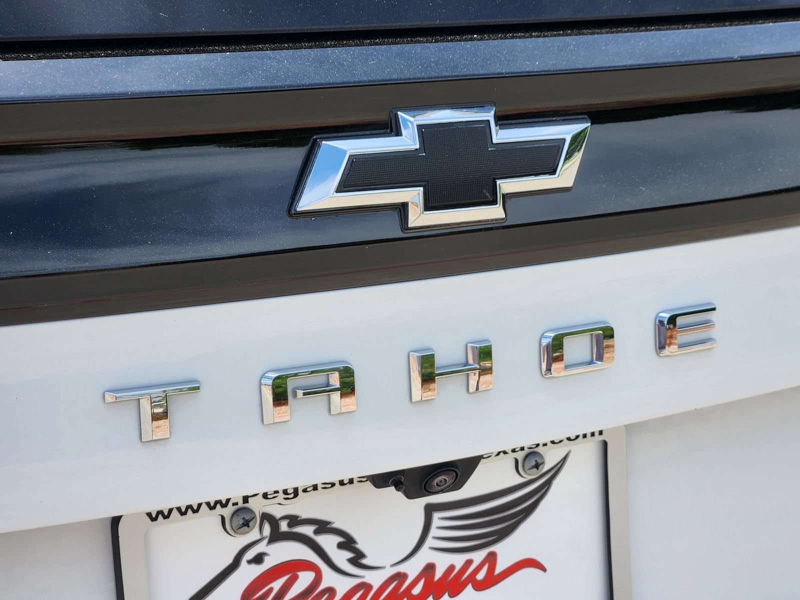 Used 2025 Chevrolet Tahoe LS RWD image 13