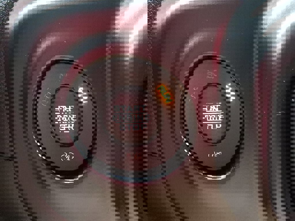 Used 2021 Jeep Wrangler Unlimited Sahara image 32