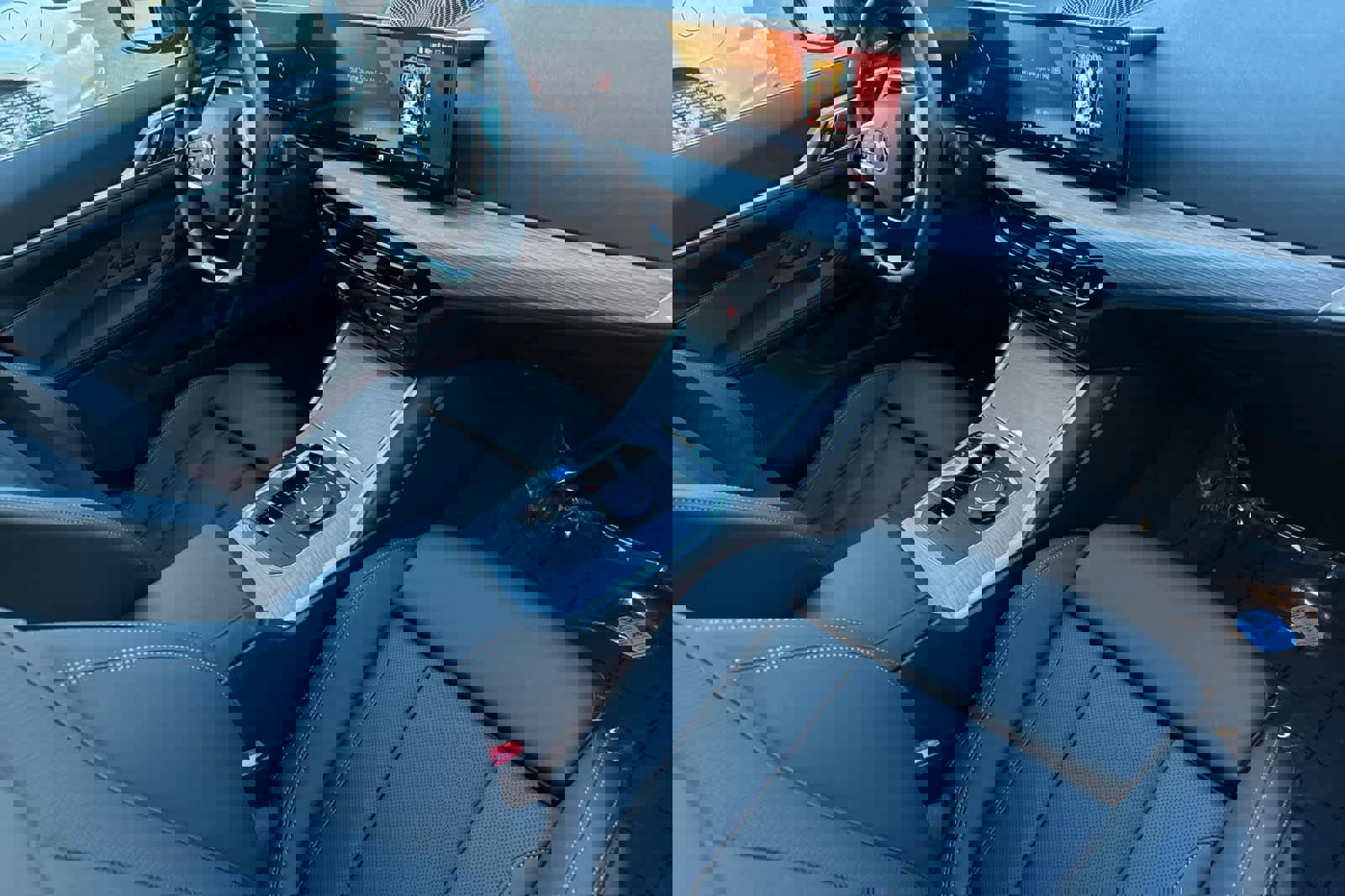 Used 2025 BMW i4 eDrive40 w/ Premium Package image 16