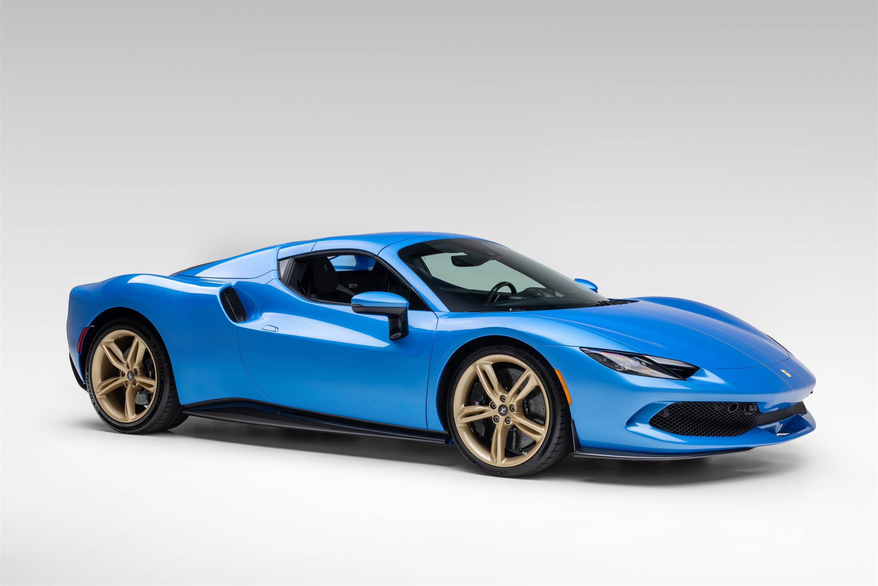 Used 2024 Ferrari 296 GTS RWD image 12