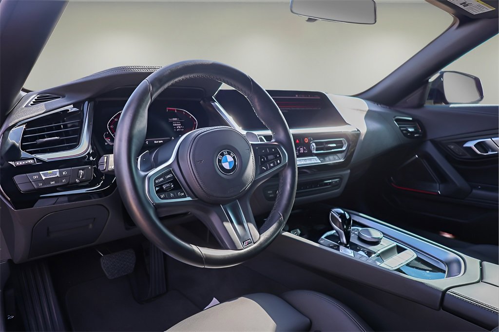 Used 2023 BMW Z4 sDrive30i w/ Shadowloine Package image 9