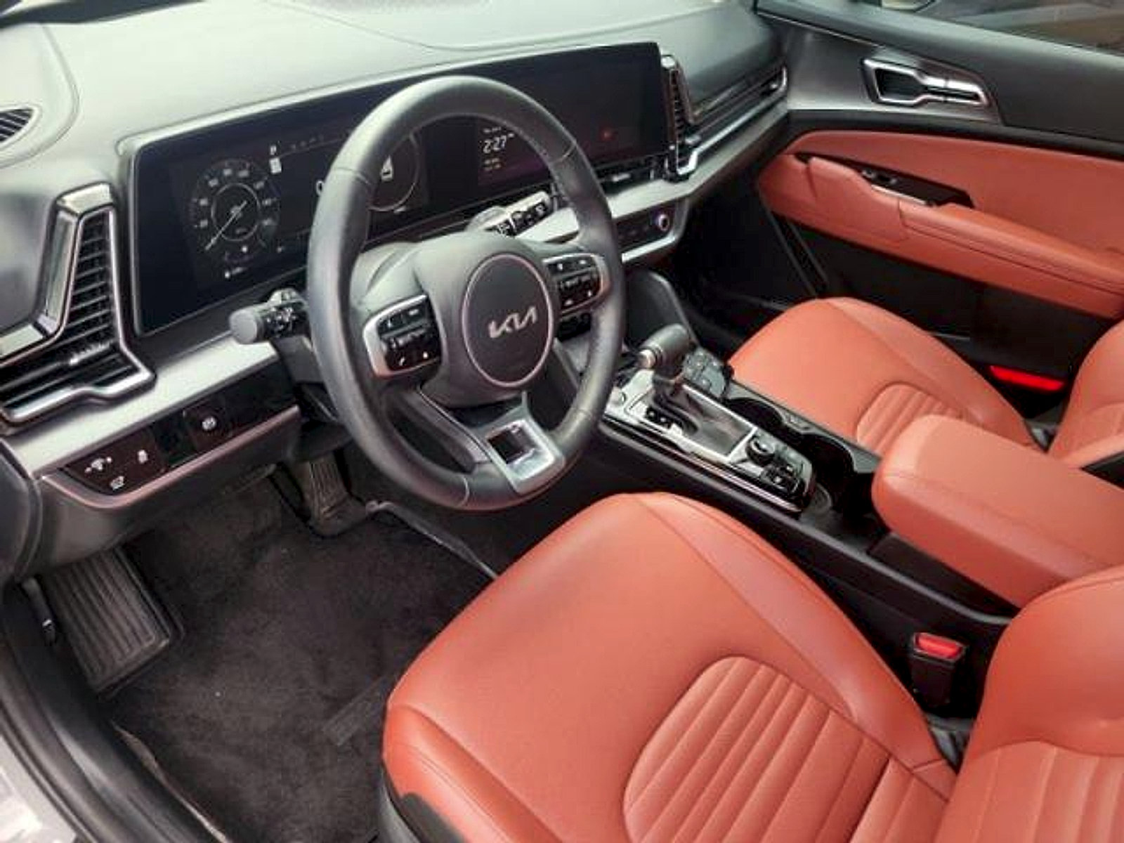 Used 2024 Kia Sportage SX FWD image 18