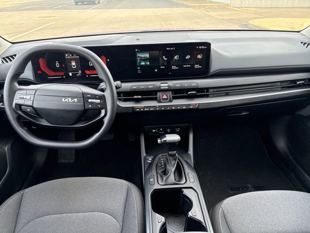 Certified 2025 Kia K4 LXS image 25