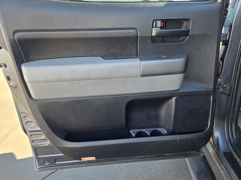 Used 2010 Toyota Tundra CREWMAX SR5 image 10