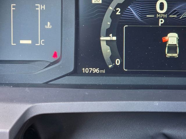 Used 2025 Toyota Tacoma SR5 AWD/4WD image 24
