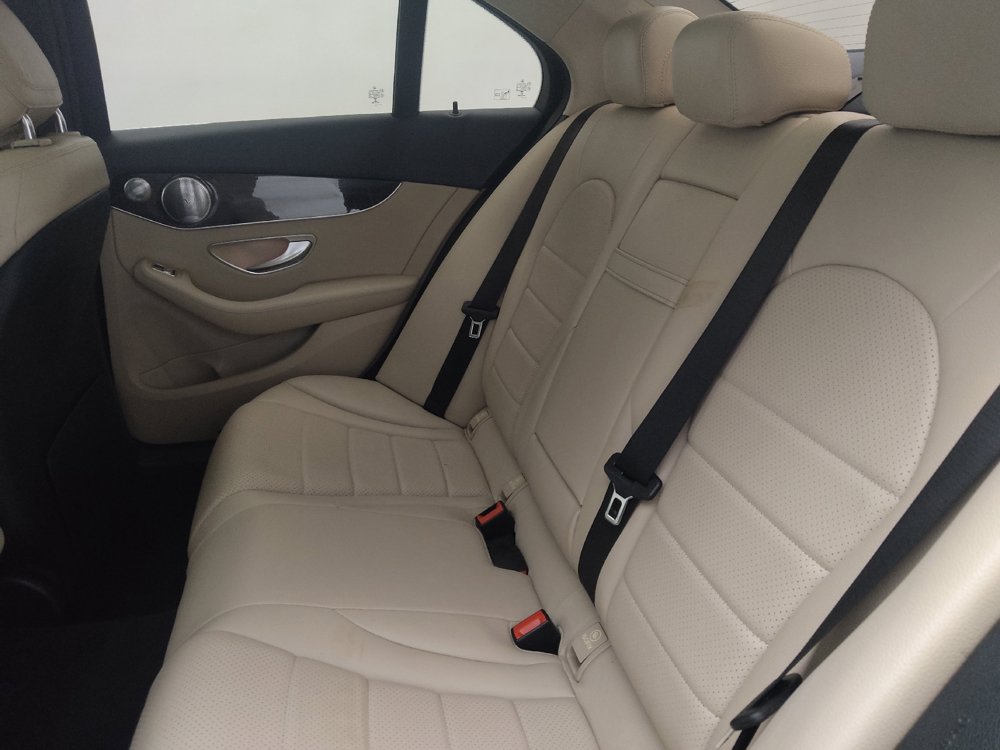 Used 2021 Mercedes-Benz C 300 Sedan w/ Premium Package image 18