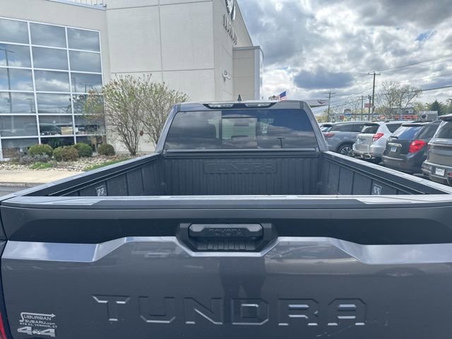 Used 2022 Toyota Tundra SR5 w/ SR5 Premium Package image 10