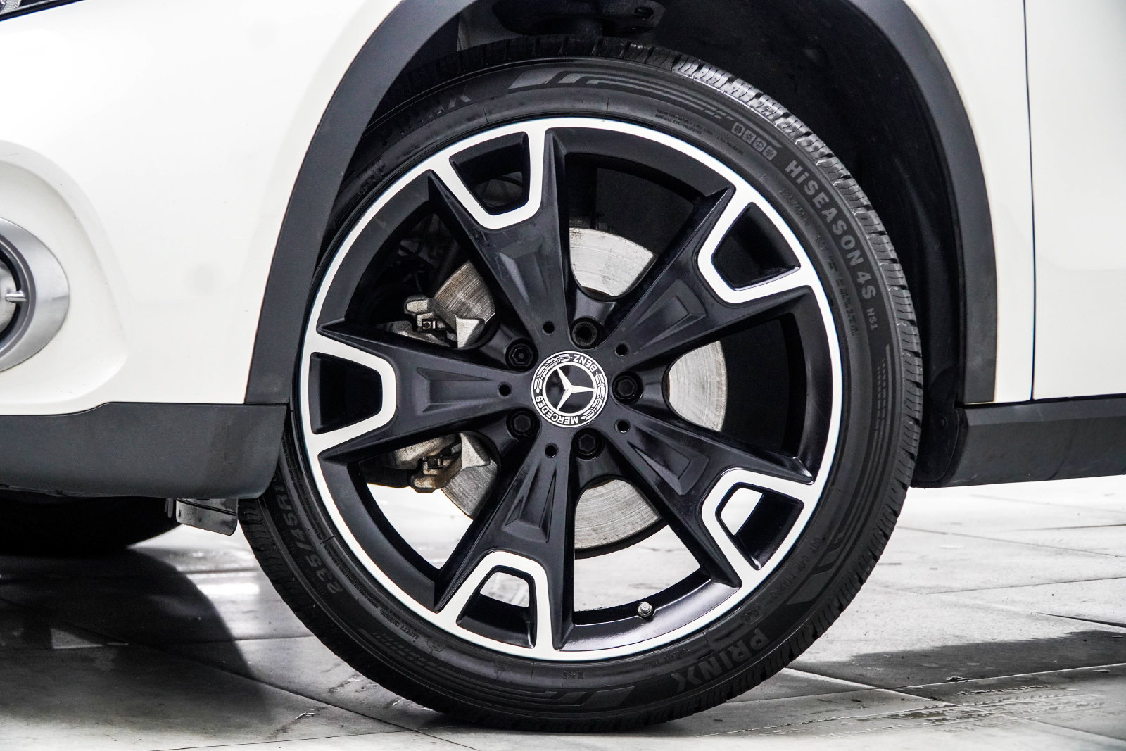 Used 2018 Mercedes-Benz GLA 250 4MATIC image 7