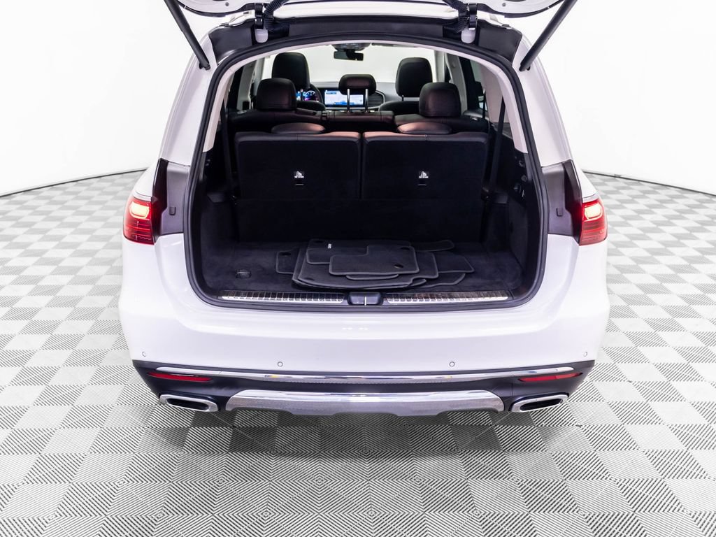 Used 2024 Mercedes-Benz GLS 450 4MATIC image 36
