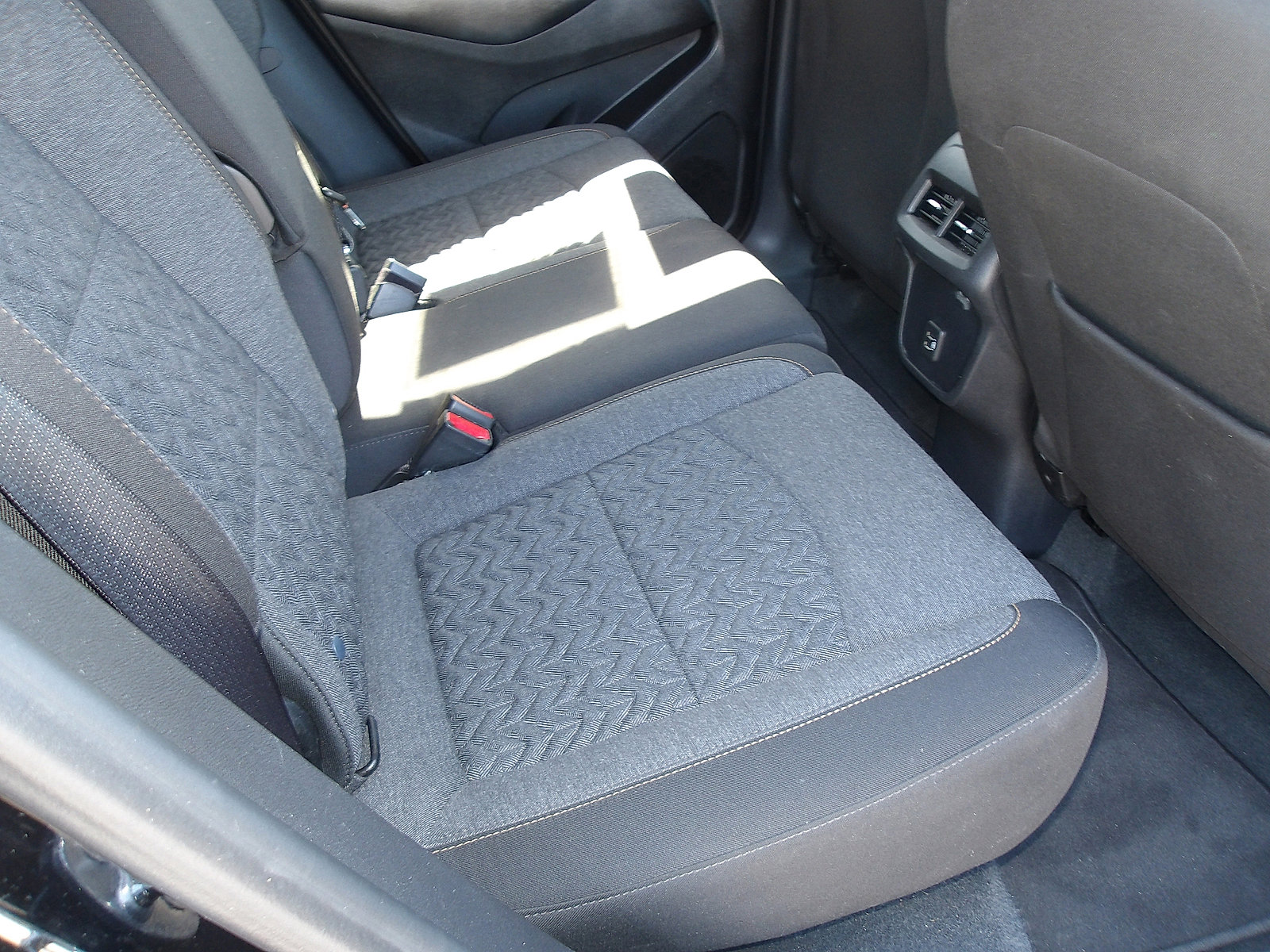 Used 2023 Chevrolet Equinox LT AWD/4WD image 11