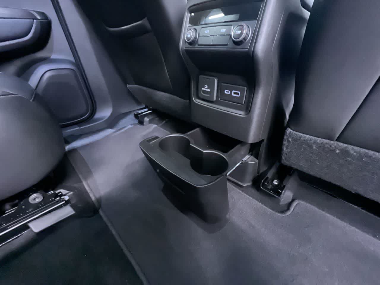 Used 2021 GMC Acadia SLT w/ Elevation Edition AWD/4WD image 40