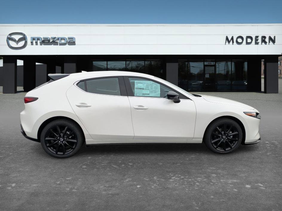 New 2026 MAZDA MAZDA3 Hatchback w/Premium Plus Pkg image 4