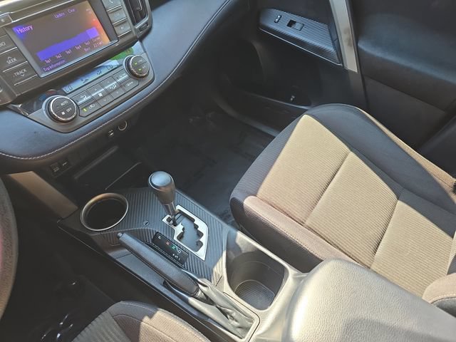 Used 2013 Toyota RAV4 XLE FWD image 30