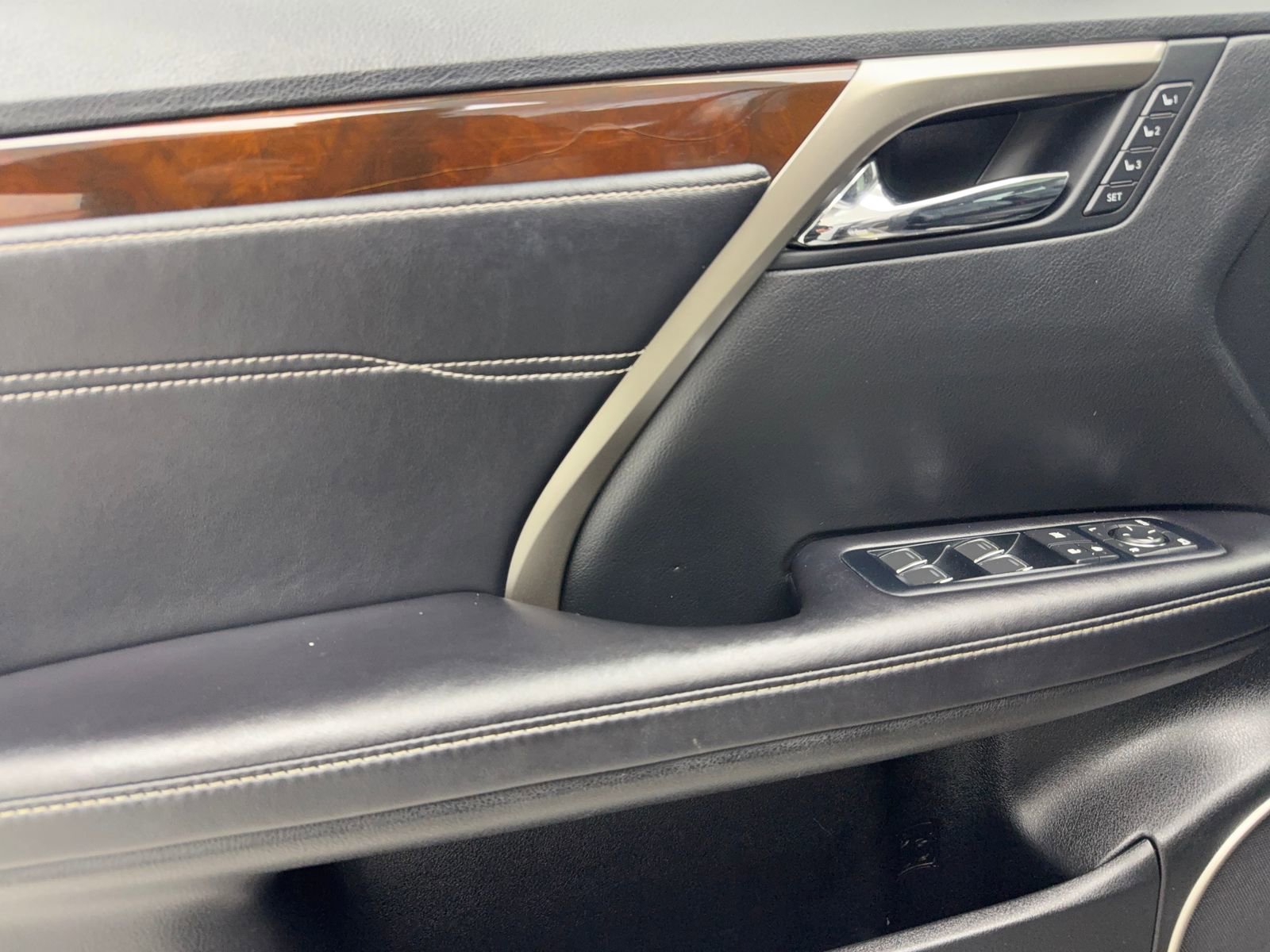 Used 2017 Lexus RX 350 AWD w/ Premium Package image 38