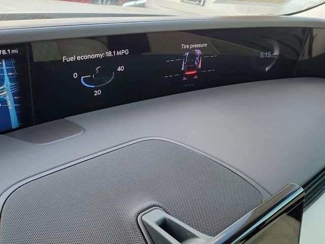 Certified 2024 Lincoln Nautilus Black Label image 16