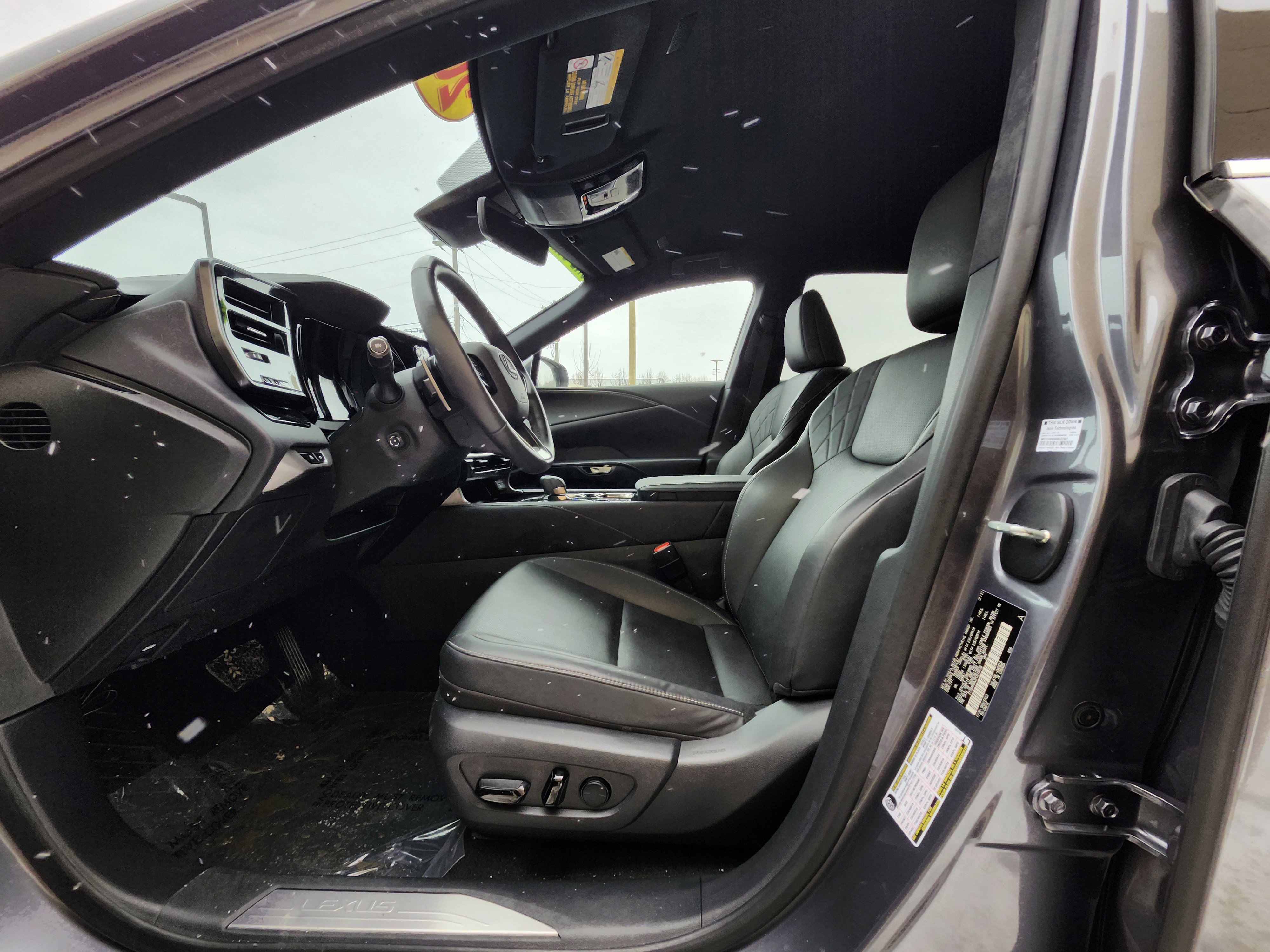 Used 2023 Lexus RX 350 FWD image 19