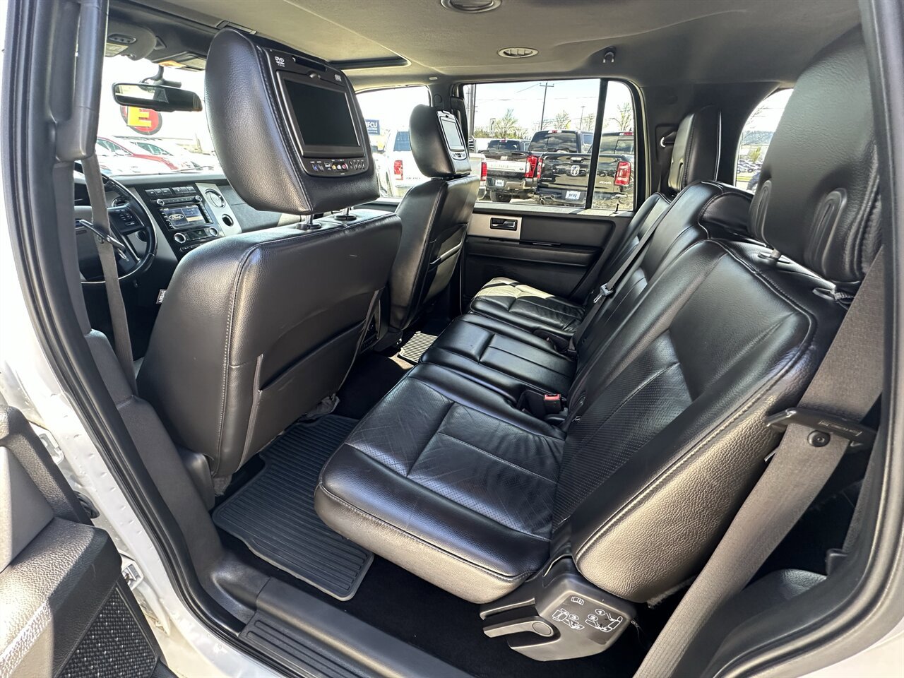 Used 2014 Ford Expedition EL Limited w/ Equipment Group 301A AWD/4WD image 36