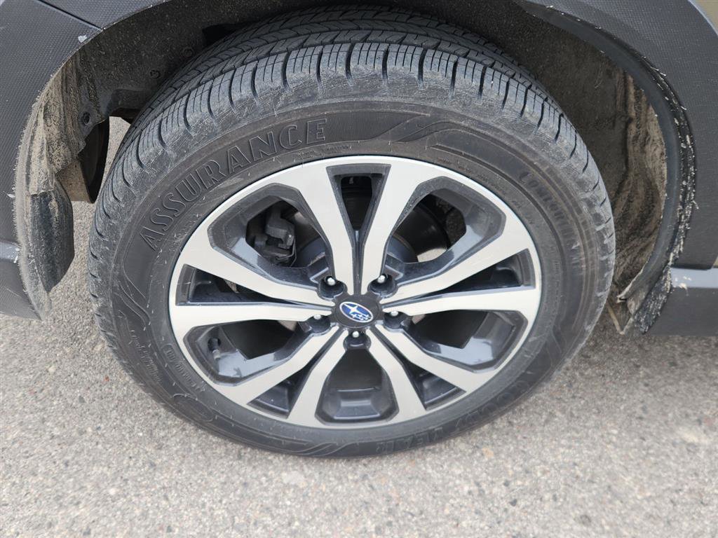 Used 2022 Subaru Forester Limited w/ Popular Package #3 image 5