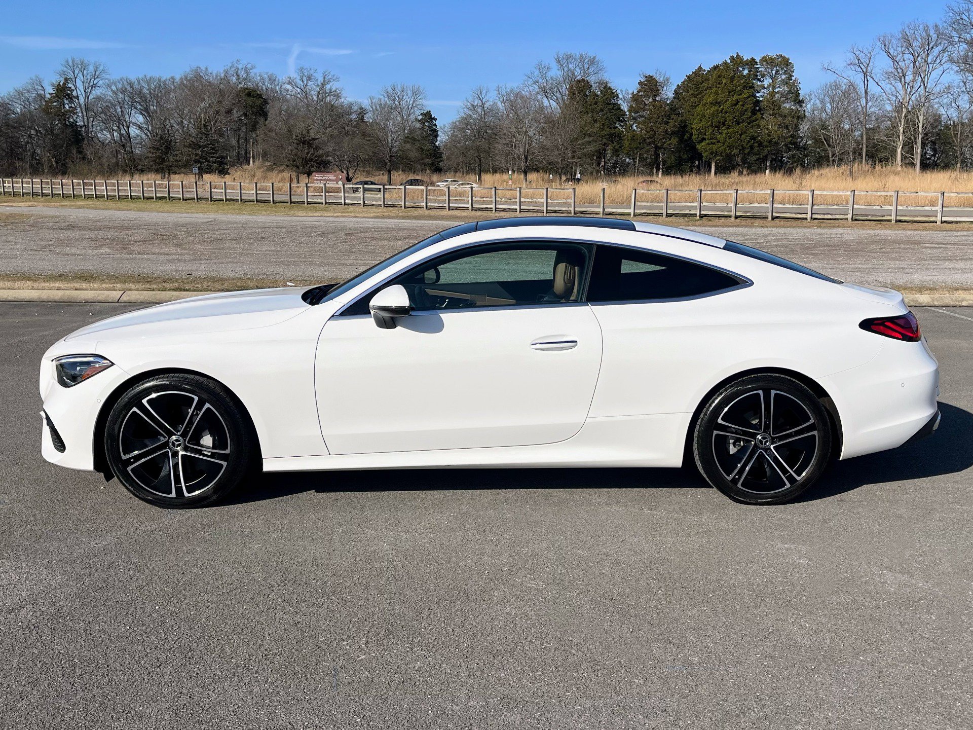 Used 2024 Mercedes-Benz CLE 300 4MATIC Coupe image 8