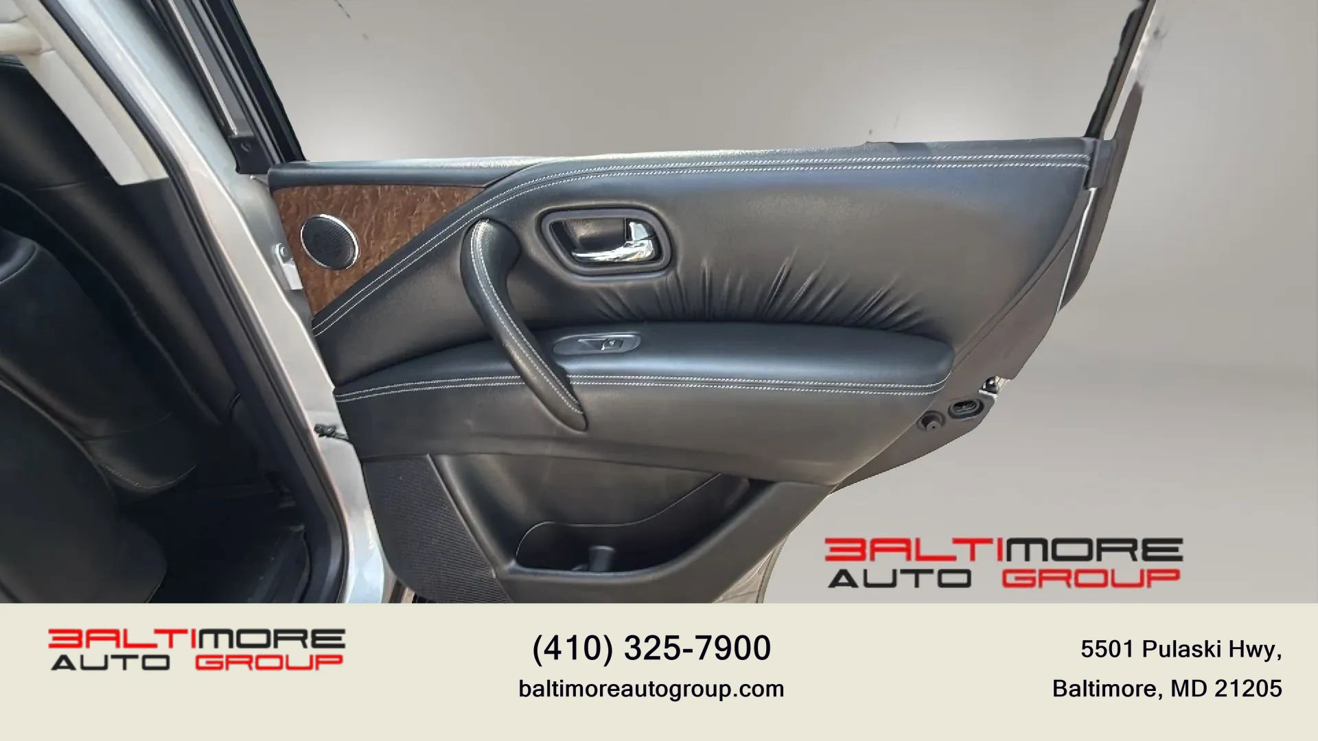 Used 2017 INFINITI QX80 4WD w/ Driver Assistance Package image 29